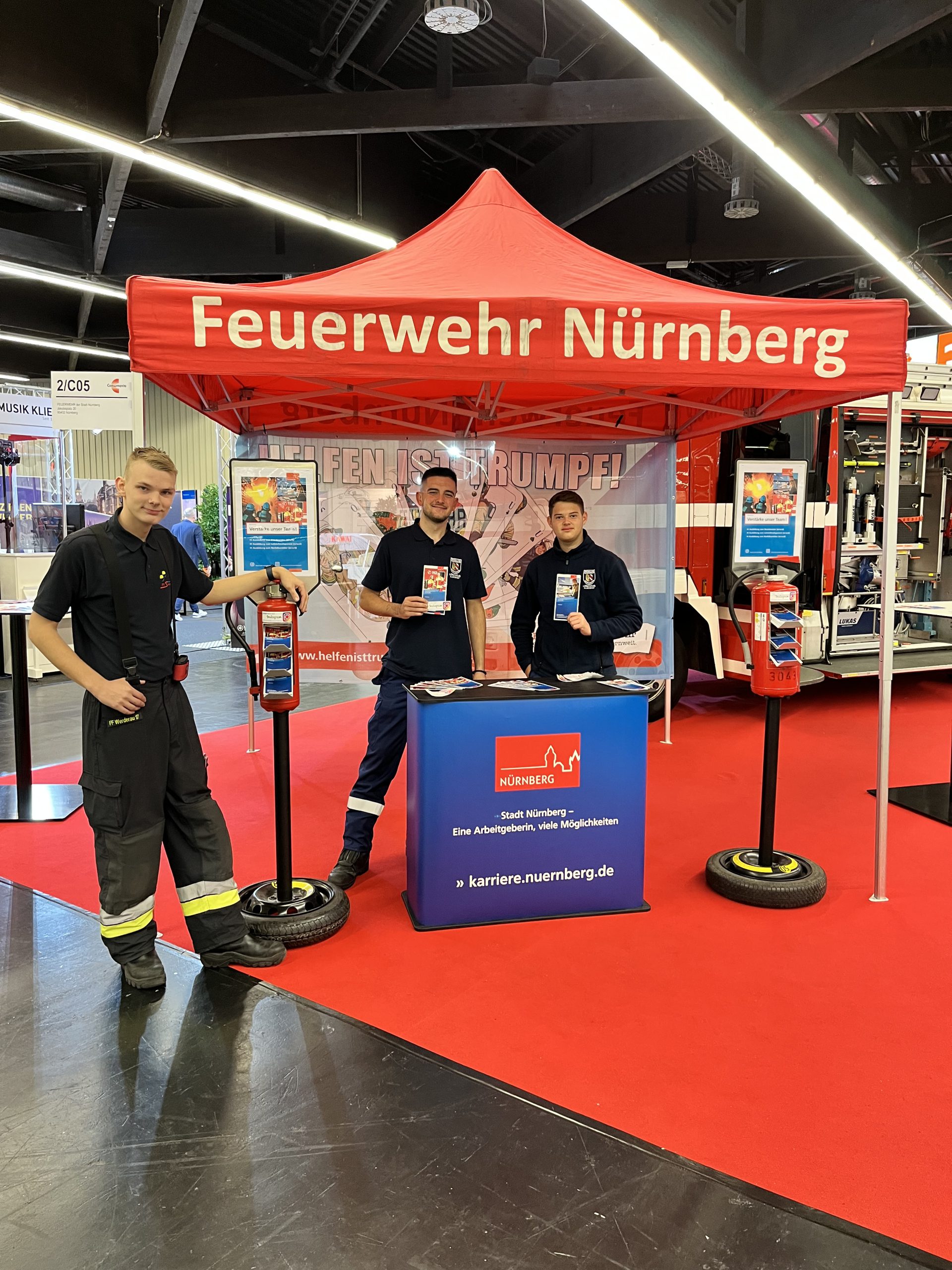 Messestand der Feuerwehr Nürnberg auf der Consumenta.